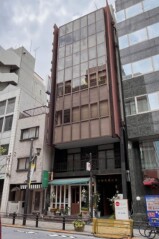東京都港区赤坂７丁目
