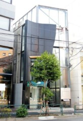 東京都港区青山4丁目